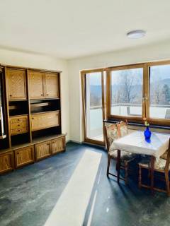 052170ae-1eb5-4a73-83ff-1ce0aa9bd810 Mittel.jpg